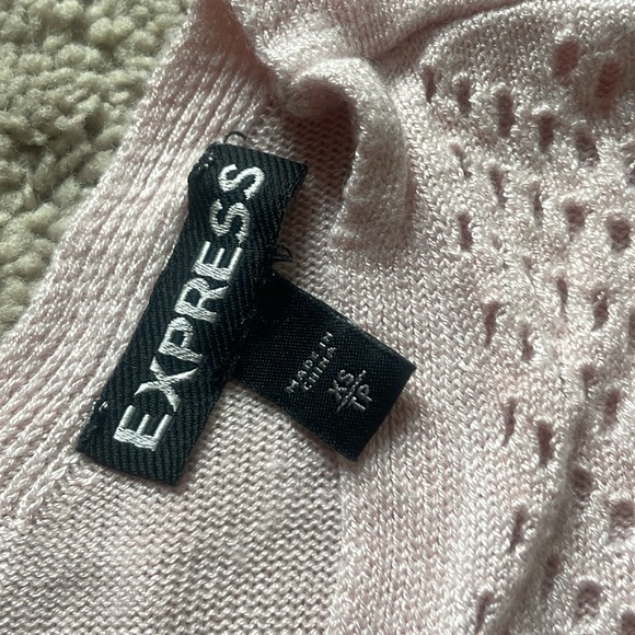 Express Sweater - Picture 5 of 7